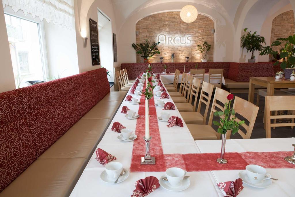 Hotel Arcus Elsterwerda Bagian luar foto